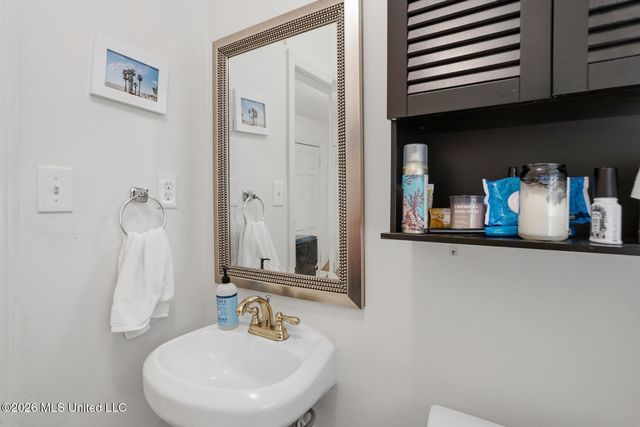 125 Poinciana Drive, Jackson, MS 39211