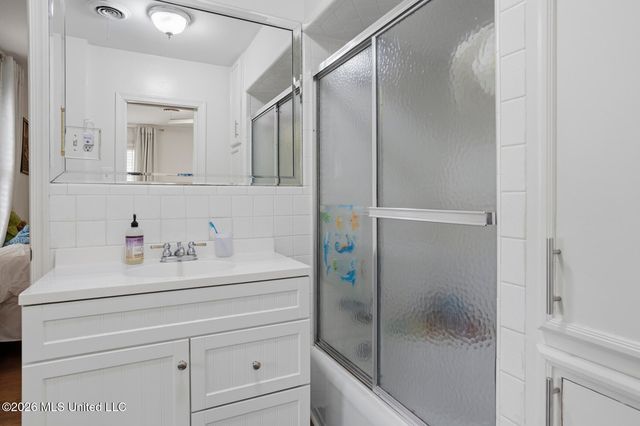 125 Poinciana Drive, Jackson, MS 39211