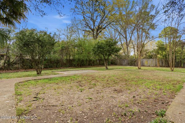 125 Poinciana Drive, Jackson, MS 39211