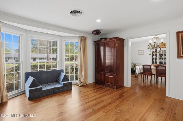 125 Poinciana Drive, Jackson, MS 39211