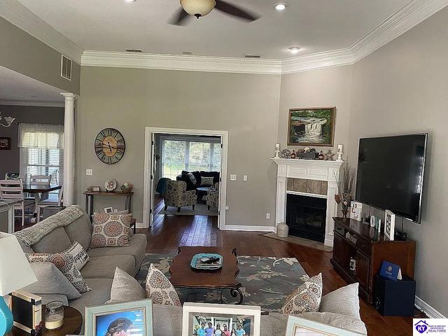 109 Hamshire Court, Bardstown, KY 40004