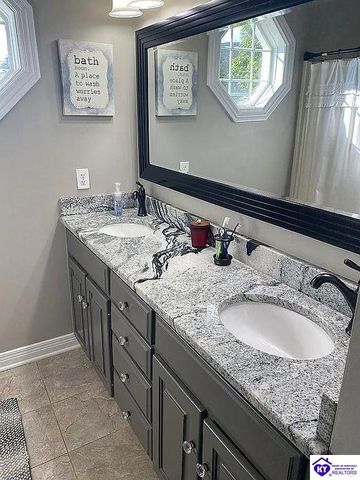 109 Hamshire Court, Bardstown, KY 40004