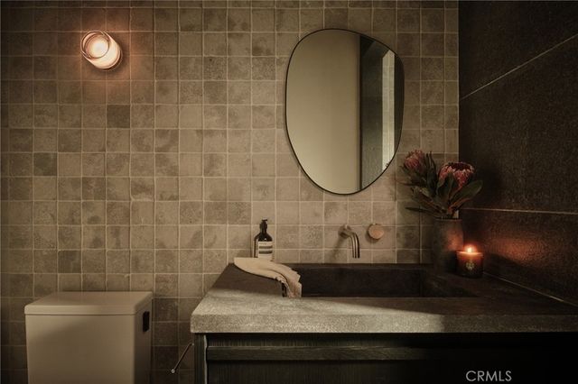 3710 Goodland Avenue, Studio City, CA 91604