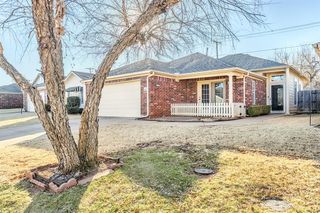 2455 Manchester Drive 37, Oklahoma City, OK 73120