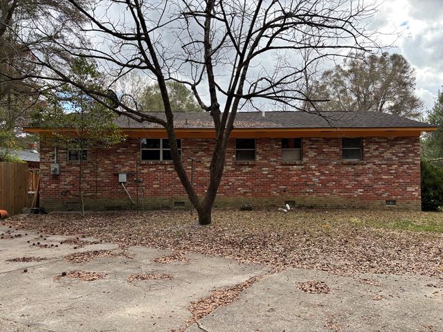 479 County Road 30, Ozark, AL 36360