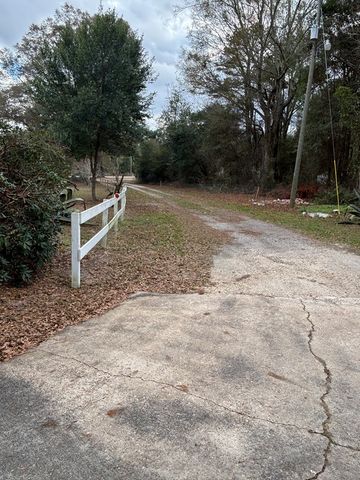 479 County Road 30, Ozark, AL 36360