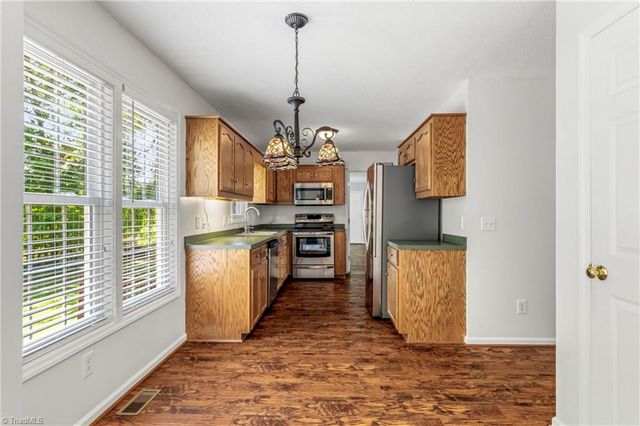 514 Beckenhill Drive, Julian, NC 27283