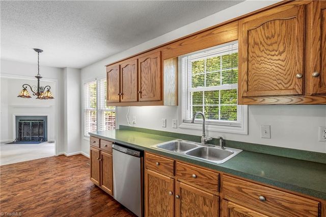 514 Beckenhill Drive, Julian, NC 27283