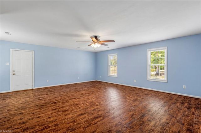 514 Beckenhill Drive, Julian, NC 27283