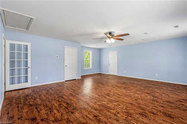 514 Beckenhill Drive, Julian, NC 27283