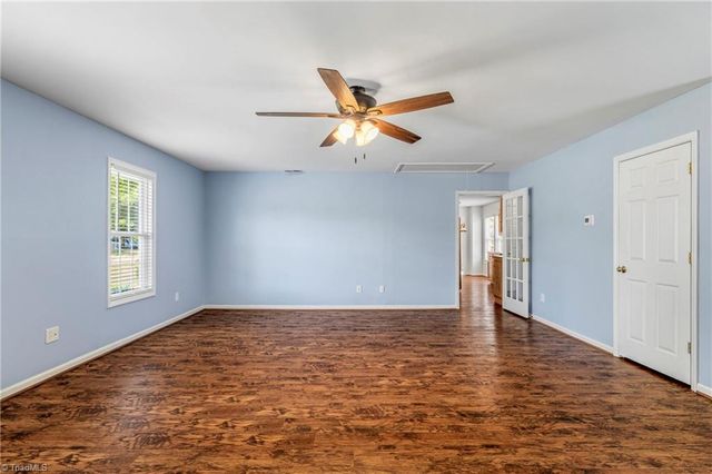 514 Beckenhill Drive, Julian, NC 27283