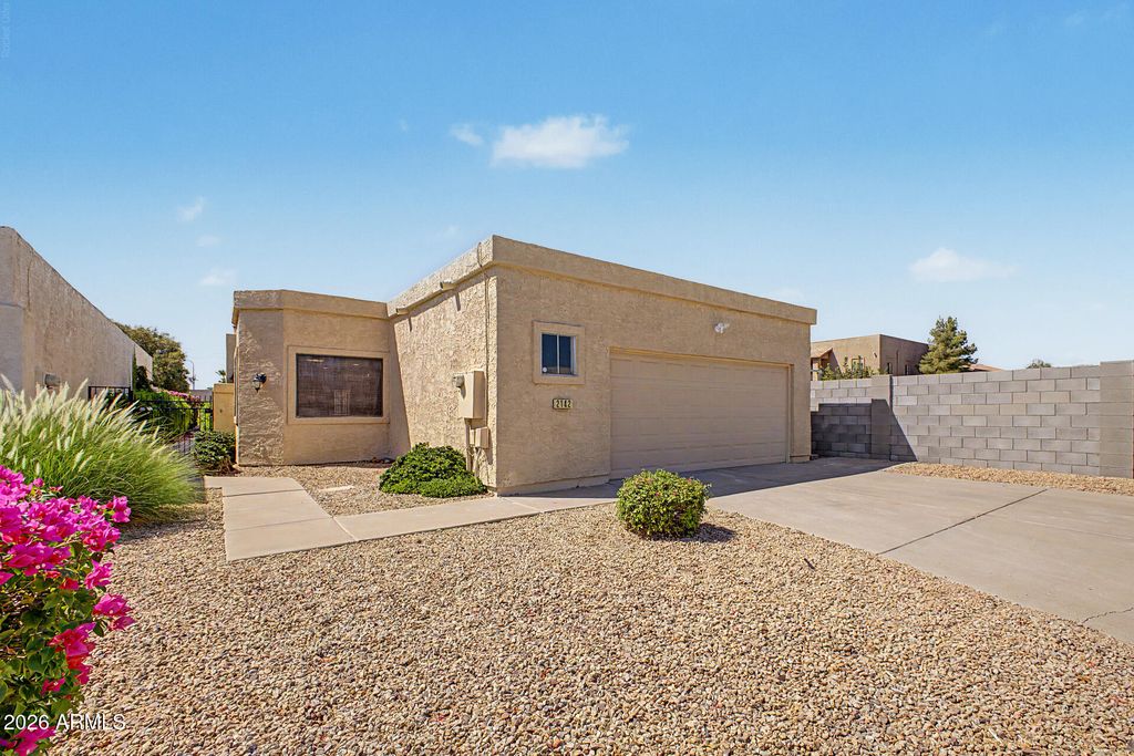 2142 N APOLLO Court, Chandler, AZ 85224 — exterior