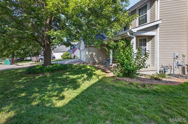 423 Highland Peak Court, O'fallon, IL 62269