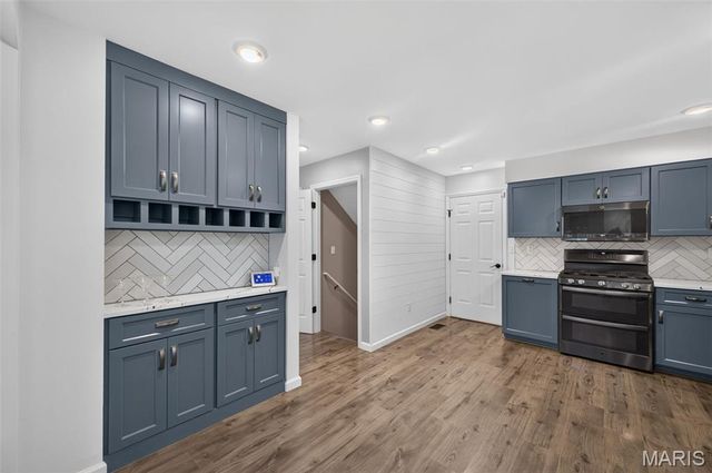 423 Highland Peak Court, O'fallon, IL 62269
