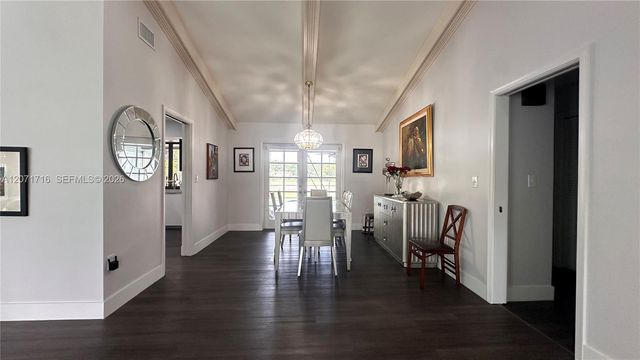 18921 W Oakmont Drive, Hialeah, FL 33015