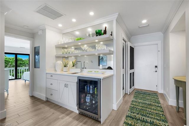 1322 Chesapeake AVE C3, Naples, FL 34102