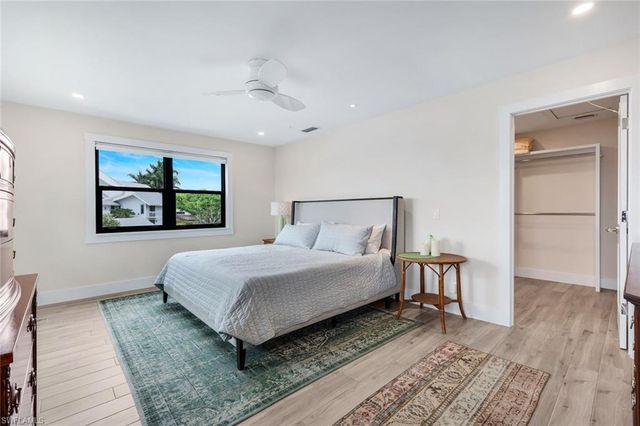 1322 Chesapeake AVE C3, Naples, FL 34102