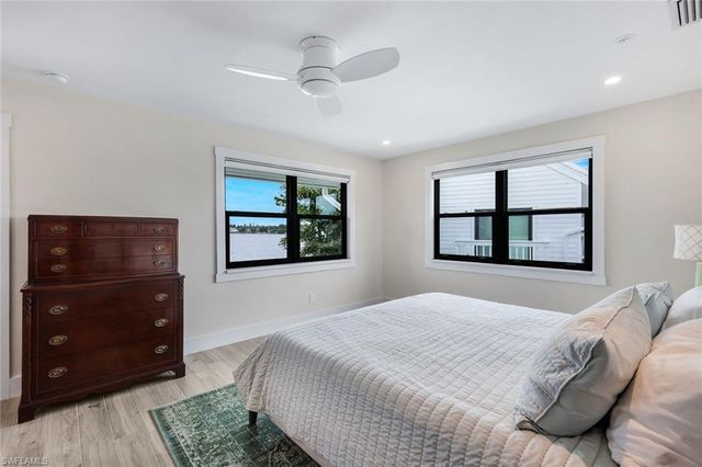 1322 Chesapeake AVE C3, Naples, FL 34102