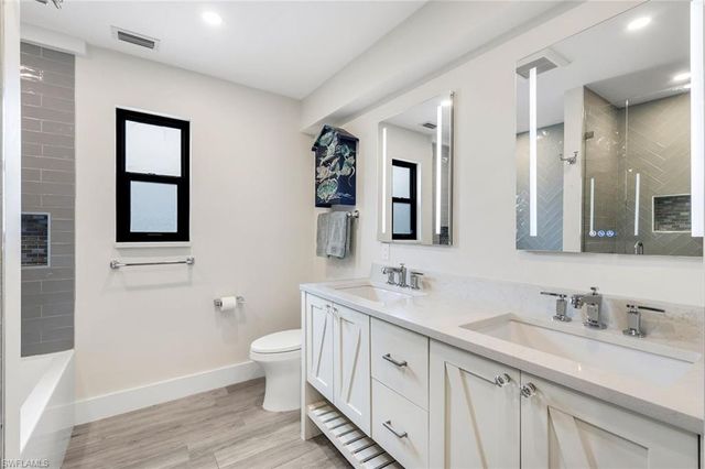 1322 Chesapeake AVE C3, Naples, FL 34102