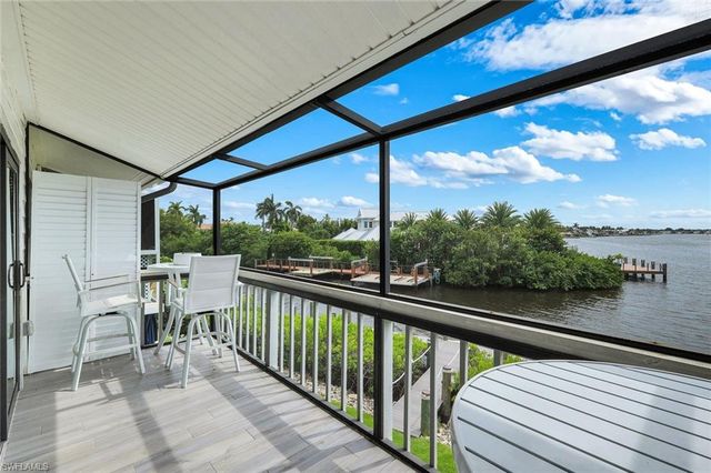 1322 Chesapeake AVE C3, Naples, FL 34102