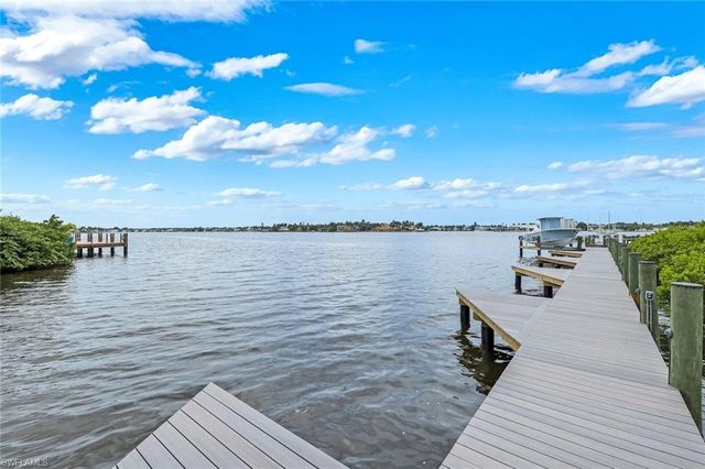 1322 Chesapeake AVE C3, Naples, FL 34102