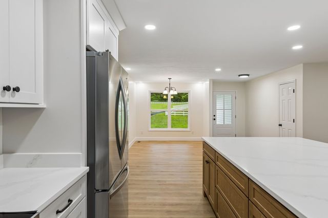 1513 Centerville Hwy, Hohenwald, TN 38462