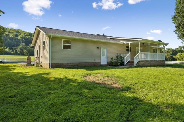 1513 Centerville Hwy, Hohenwald, TN 38462