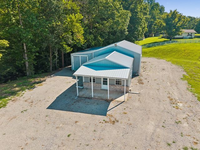 1513 Centerville Hwy, Hohenwald, TN 38462