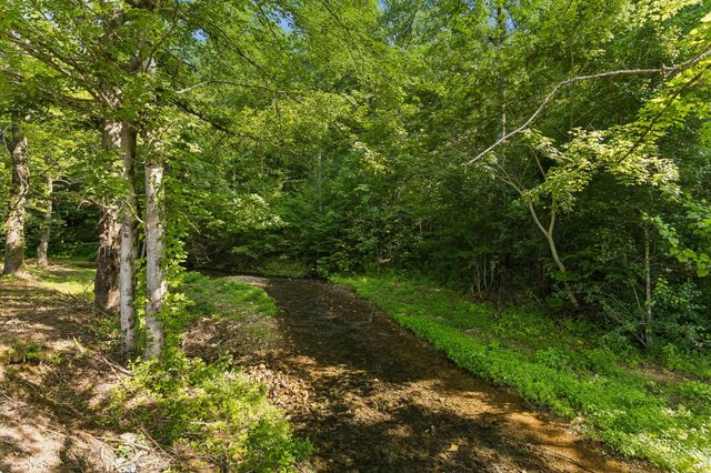 1513 Centerville Hwy, Hohenwald, TN 38462