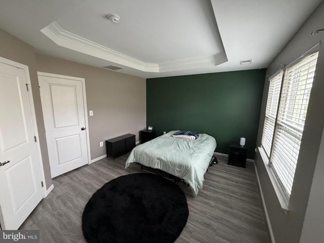 174 ONTARIO DR, Falling Waters, WV 25419