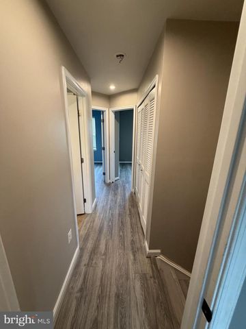 174 ONTARIO DR, Falling Waters, WV 25419