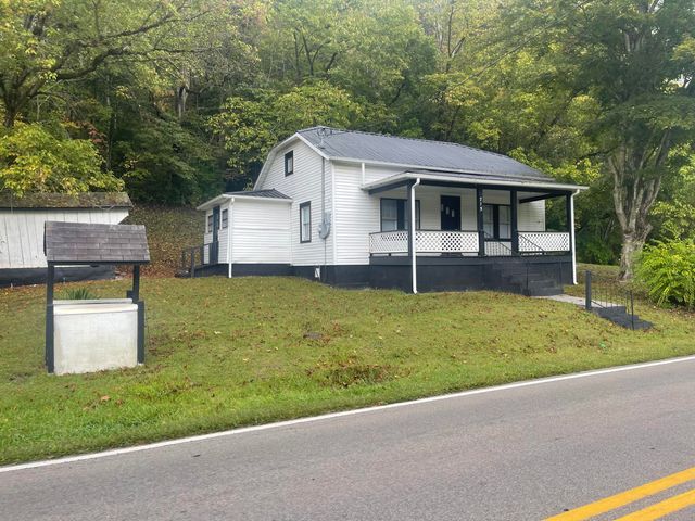 715 36 Highway, Frenchburg, KY 40322