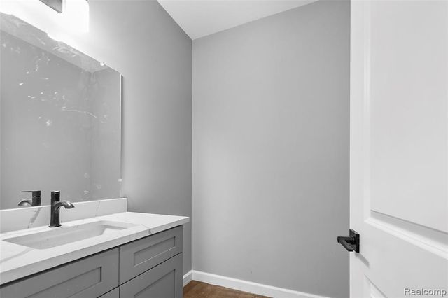 1154 Brendan Bay Drive, Grand Blanc, MI 48439