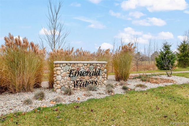 1154 Brendan Bay Drive, Grand Blanc, MI 48439