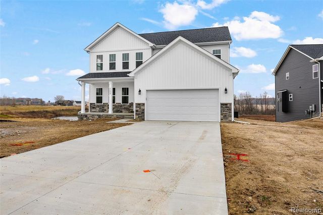 1154 Brendan Bay Drive, Grand Blanc, MI 48439