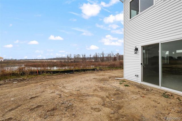 1154 Brendan Bay Drive, Grand Blanc, MI 48439