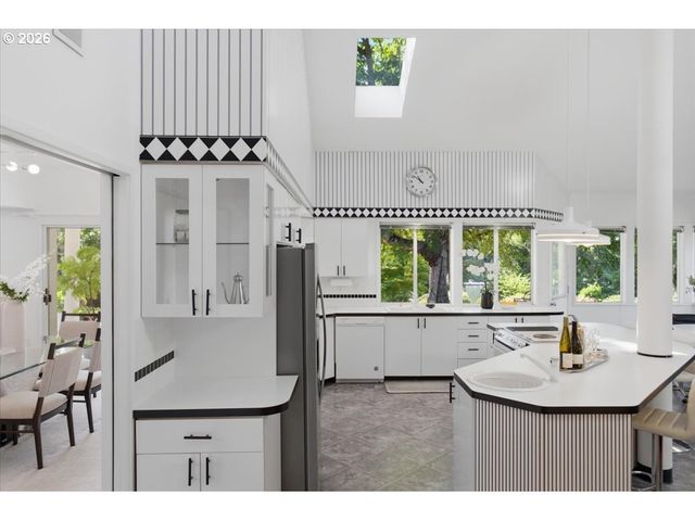 8710 Sw MIAMI, Wilsonville, OR 97070