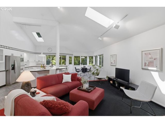8710 Sw MIAMI, Wilsonville, OR 97070