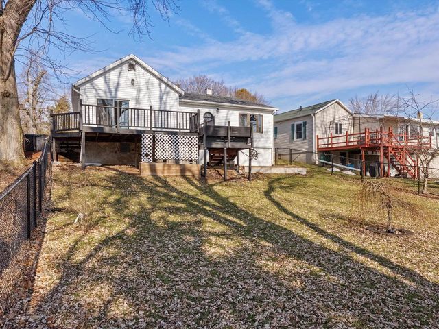 215 W Main STREET, Chilton, WI 53014