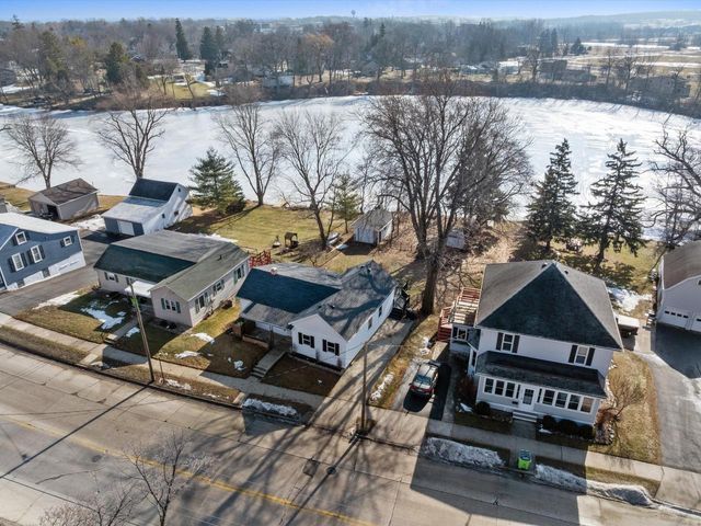215 W Main STREET, Chilton, WI 53014