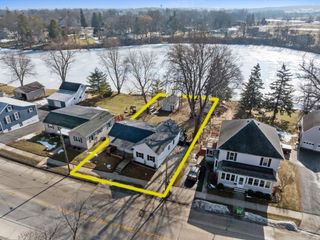 215 W Main STREET, Chilton, WI 53014