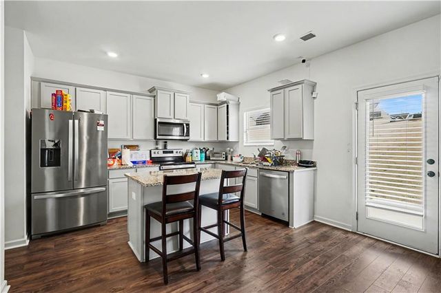 1734 Middle Brook Drive, Conyers, GA 30012