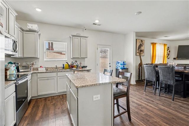 1734 Middle Brook Drive, Conyers, GA 30012