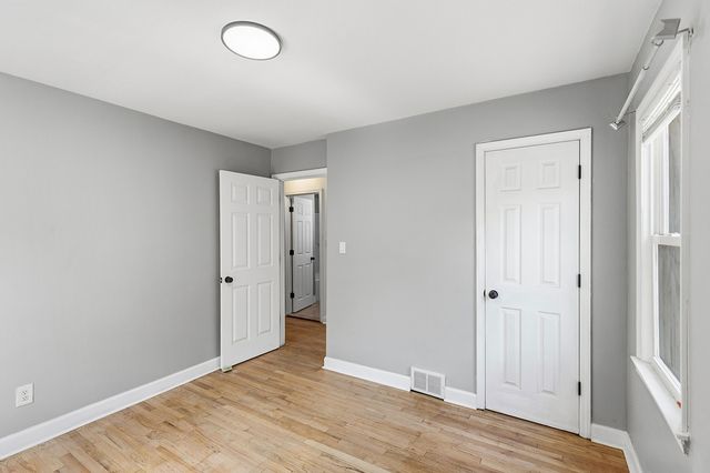 21211 Newcastle Road, Harper Woods City, MI 48225