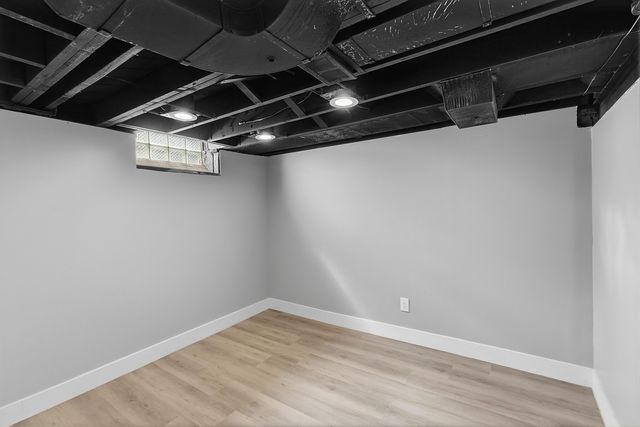 21211 Newcastle Road, Harper Woods City, MI 48225
