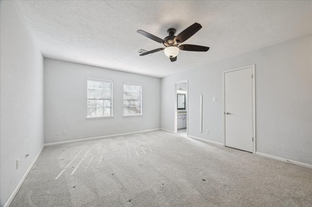 6462 Burgoyne Road, Houston, TX 77057