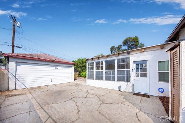 6025 Willowcrest Avenue, North Hollywood (los Angeles), CA 91606