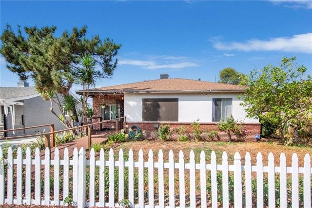 6025 Willowcrest Avenue, North Hollywood (los Angeles), CA 91606