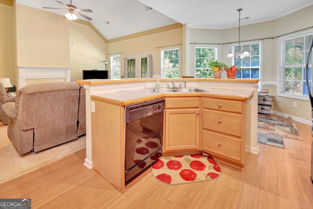 95 Blue Grass Way, Oxford, GA 30054