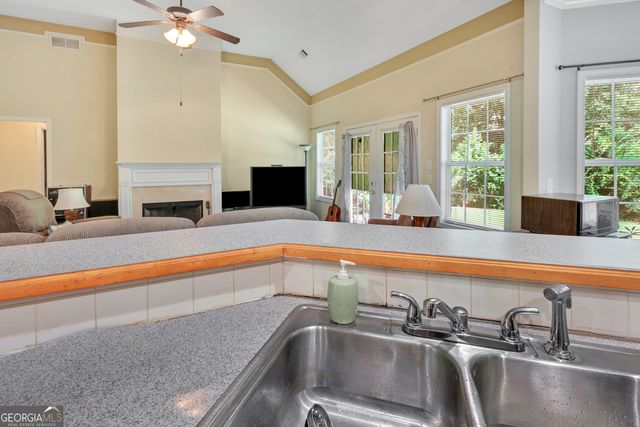 95 Blue Grass Way, Oxford, GA 30054